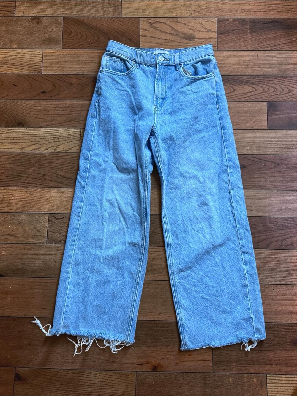 PacSun Nora Women’s Light Wash Wide Leg Raw Hem Jeans Size 25